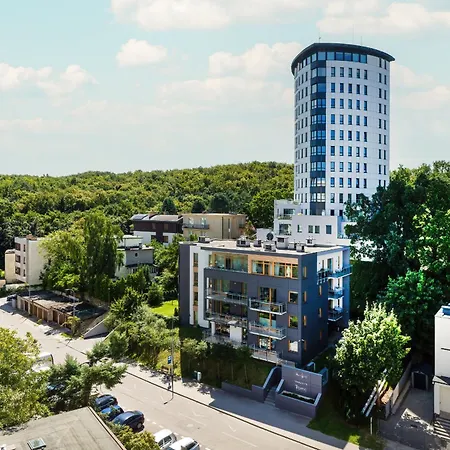 Wyspianskiego Bright & Comfortable With A Sea View By Renters Gdynia